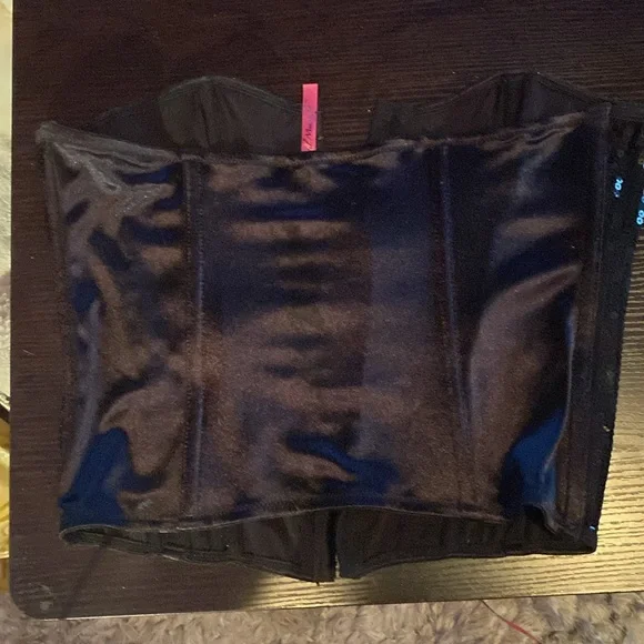 Black, sequin, corset top - Picture 3 of 9